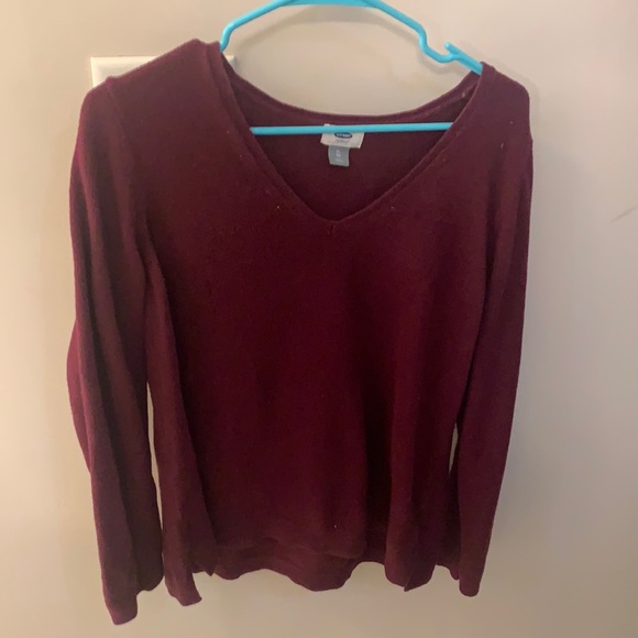 Burgundy Long Sleeve Sweater! - Picture 1 of 2